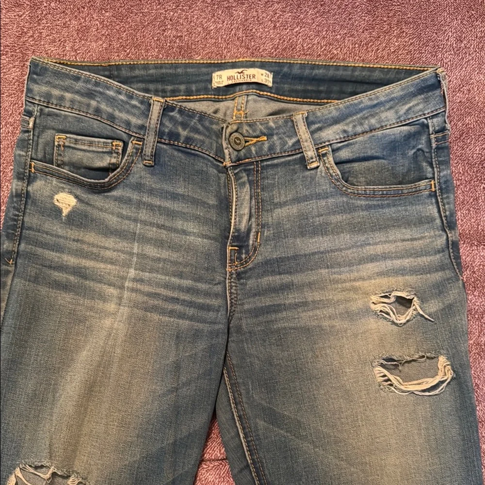 Hollister Women's Blue Distressed Jeans - Picture 1 of 4